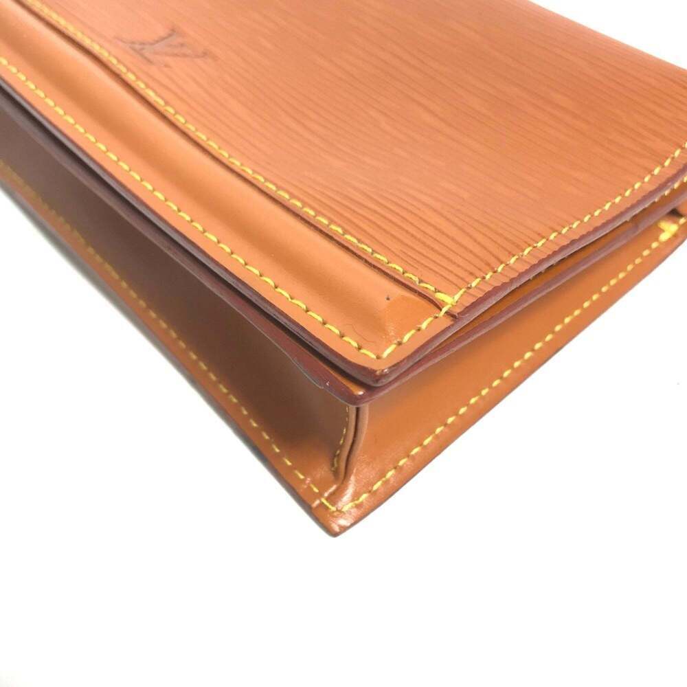 LOUIS VUITTON Brown Leather Pouch - Picture 4 of 12